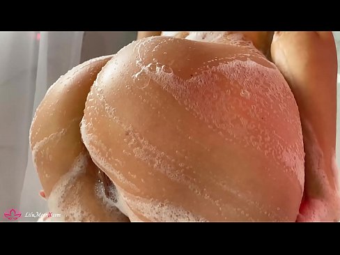 ❤️ 布鲁内特在淋浴时用振动器自慰阴部达到强烈的高潮 ❤ Quality porn❌❤